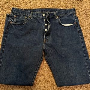 Mens Levi 501 button fly 38x32 jeans